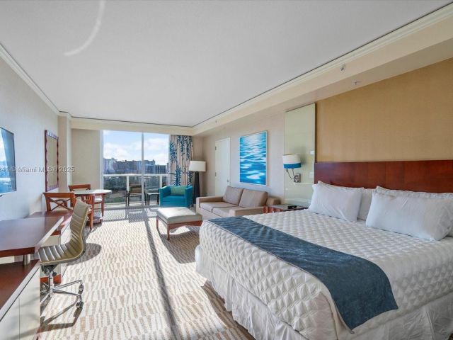 condo for sale in Sunny Isles Beach - 18001 Collins Ave 1117 - MondialRealty