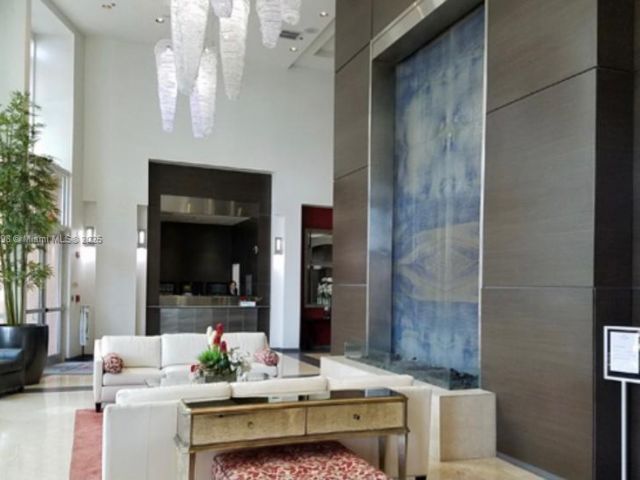 1-bedroom condo for sale in Miami - 1155 Brickell Bay Dr 705 - MondialRealty