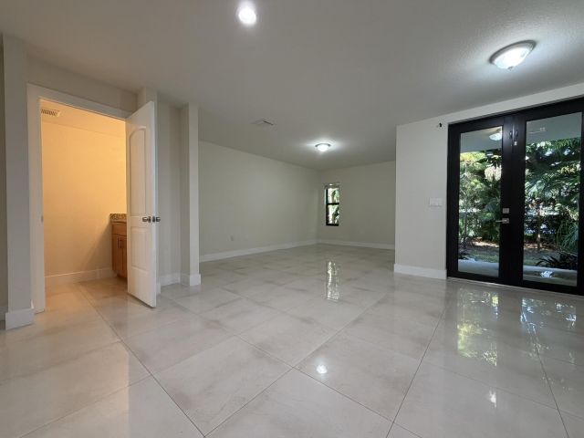 Home for rent at 281 Bella Sol Way - photo 6921119