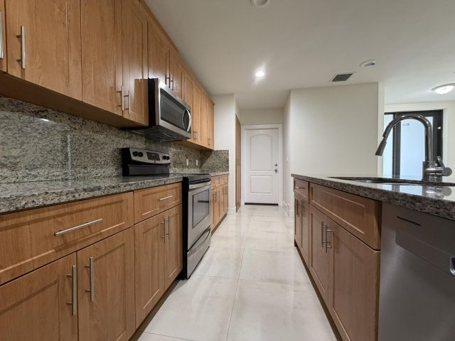 Home for rent at 281 Bella Sol Way - photo 6921122