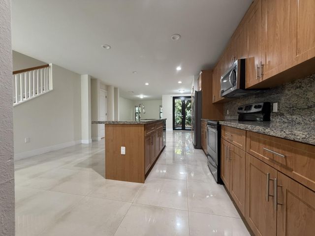 Home for rent at 281 Bella Sol Way - photo 6921125