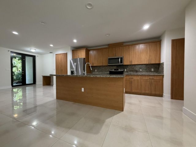 Home for rent at 281 Bella Sol Way - photo 6921127