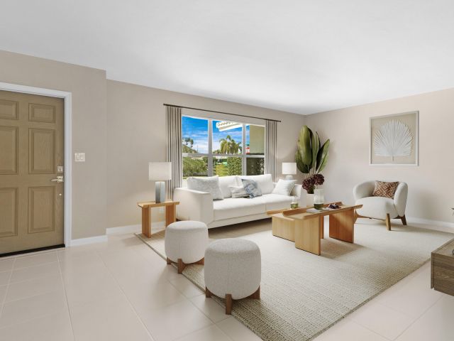 Home for sale at 5370 NE 17th Avenue - photo 6730382