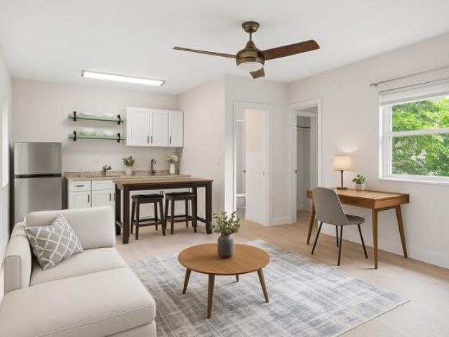 Home for sale at 321 S Swinton Avenue - photo 6744094