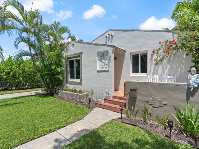 Home for sale at 321 S Swinton Avenue - photo 6744110