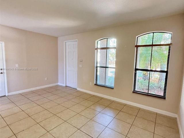 4-bedroom home for rent in Homestead - 11326 SW 238th St 11326 - MondialRealty