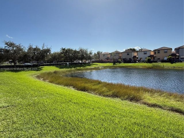 4-bedroom home for rent in Homestead - 11326 SW 238th St 11326 - MondialRealty