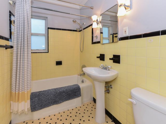 Home for sale at 340 Russlyn Drive - photo 6728542