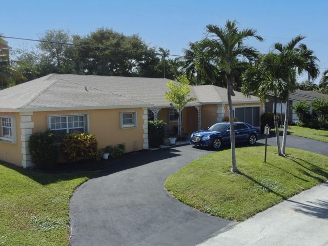 Home for sale at 310 Wilma Circle - photo 6730127