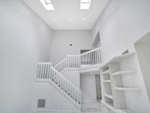 Home for rent at 7714 La Mirada Drive - photo 6749225