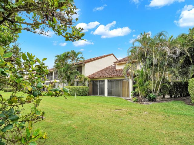 Home for rent at 7714 La Mirada Drive - photo 6749232