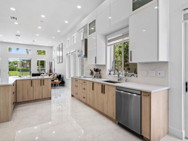 Home for sale at 6334 NW 24th Street - photo 6749109