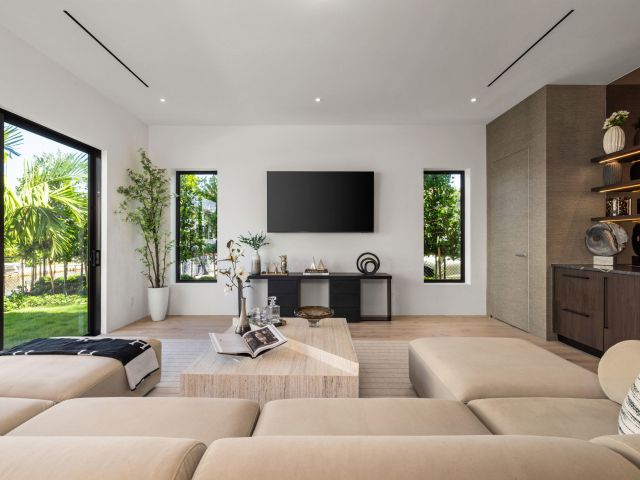 Home for sale at 819 Bamboo Lane - photo 6739446