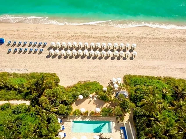 2-bedroom condo for sale in Sunny Isles Beach - 17315 Collins Ave 602 - MondialRealty