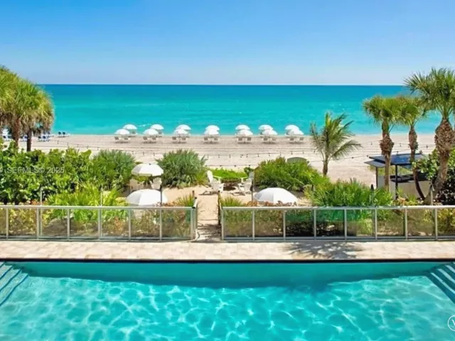 2-bedroom condo for sale in Sunny Isles Beach - 17315 Collins Ave 602 - MondialRealty