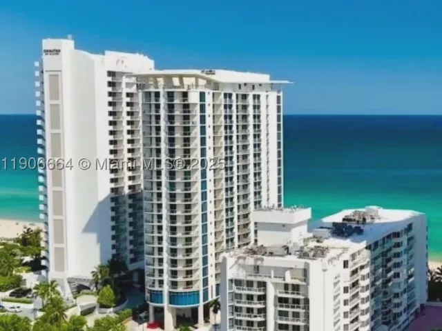2-bedroom condo for sale in Sunny Isles Beach - 17315 Collins Ave 602 - MondialRealty