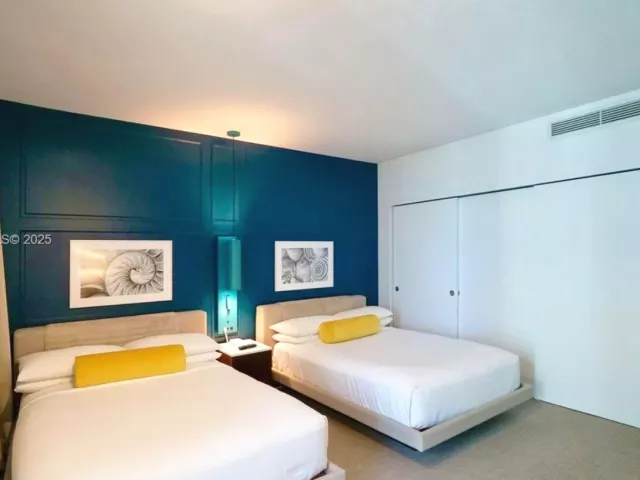 2-bedroom condo for sale in Sunny Isles Beach - 17315 Collins Ave 602 - MondialRealty