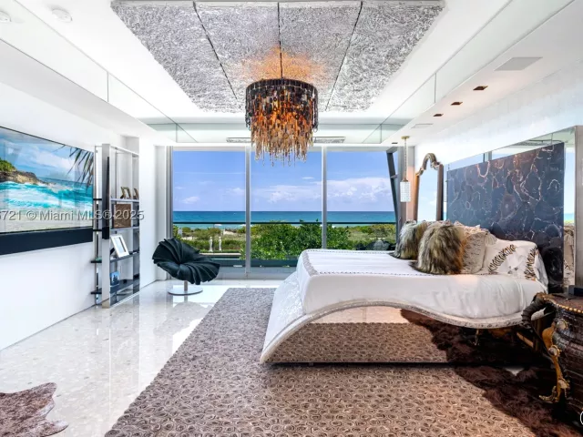 4-bedroom condo for sale in Surfside - 9349 Collins Ave 205 - MondialRealty