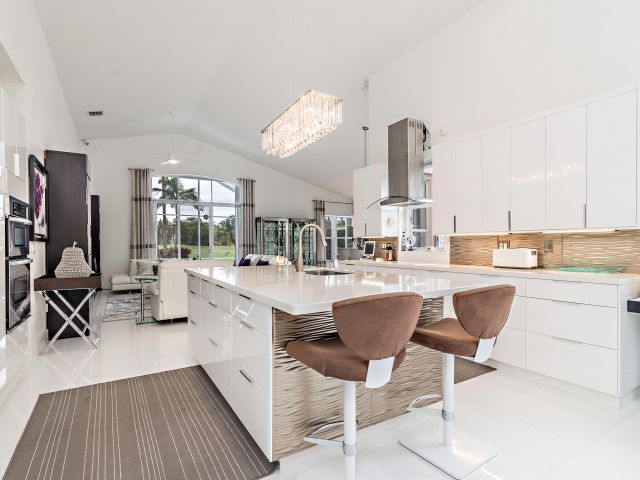 Home for rent at 8270 Spyglass Drive - photo 6760397