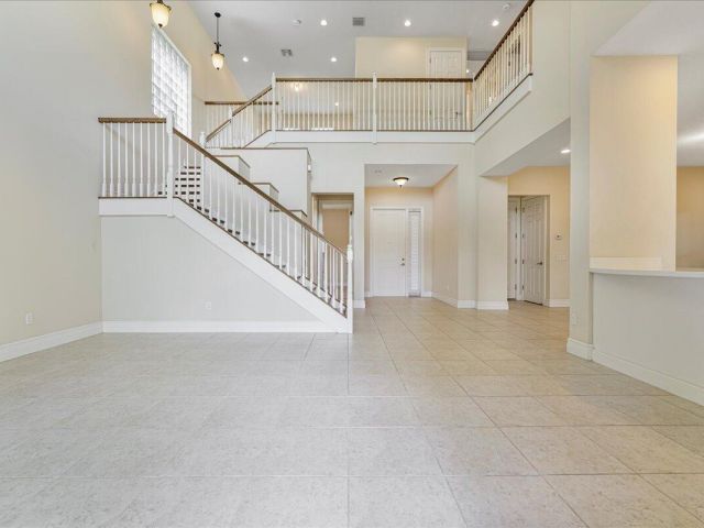 Home for rent at 16794 Bridge Crossing Circle - photo 6739015