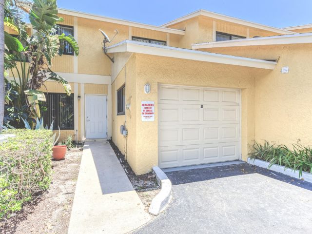 Home for rent at 660 Coventry Street - photo 6749142