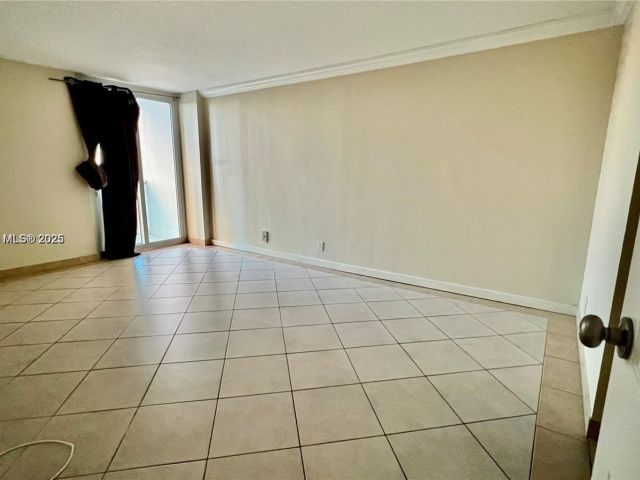 Apartment for sale  Unit #607 - photo 6733626