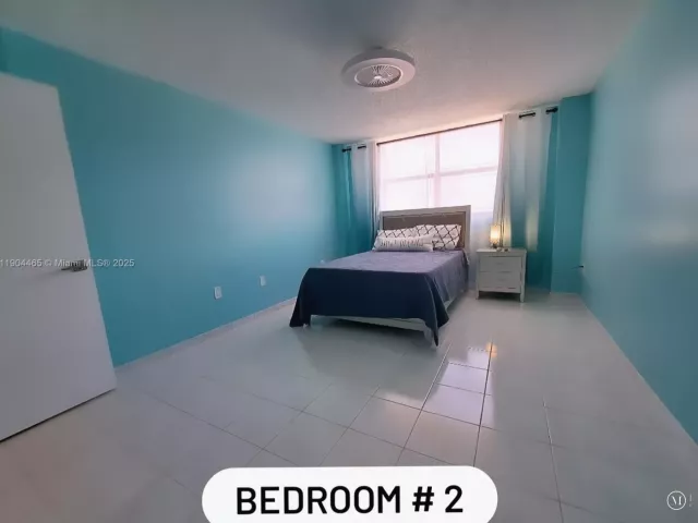 2-bedroom condo for sale in Sunny Isles Beach -  - MondialRealty