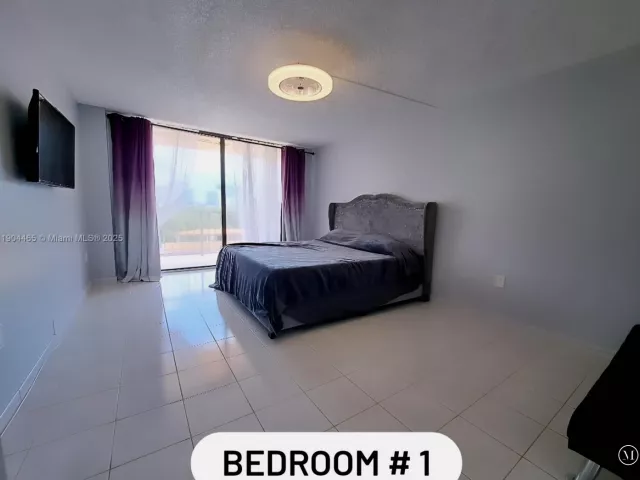 2-bedroom condo for sale in Sunny Isles Beach -  - MondialRealty