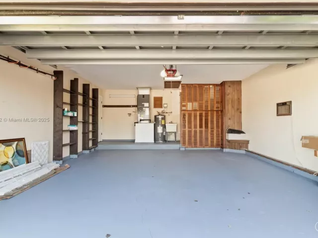 3-bedroom home for rent in Boca Raton - 21344 S Escondido Way S - MondialRealty