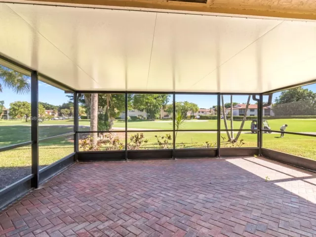 3-bedroom home for rent in Boca Raton - 21344 S Escondido Way S - MondialRealty