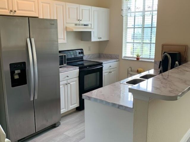 Home for rent at 2007 Nassau Drive - photo 6737355