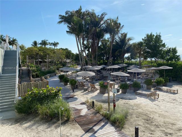 Apartment for rent  Unit #737 - photo 6738655