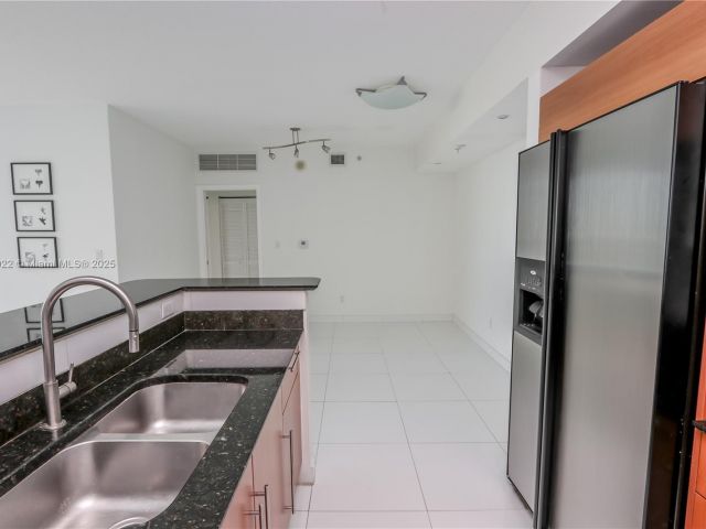 Apartment for sale  Unit #1722 - photo 6739559