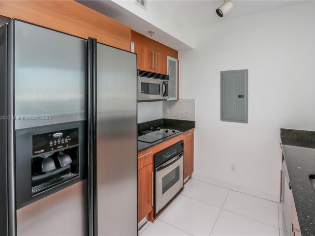 Apartment for sale  Unit #1722 - photo 6739561
