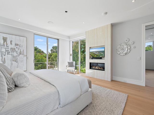 Home for sale at 260 31st Street - photo 6760639