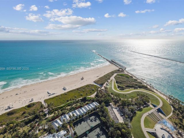 Apartment for sale  Unit #3203 - photo 6738424