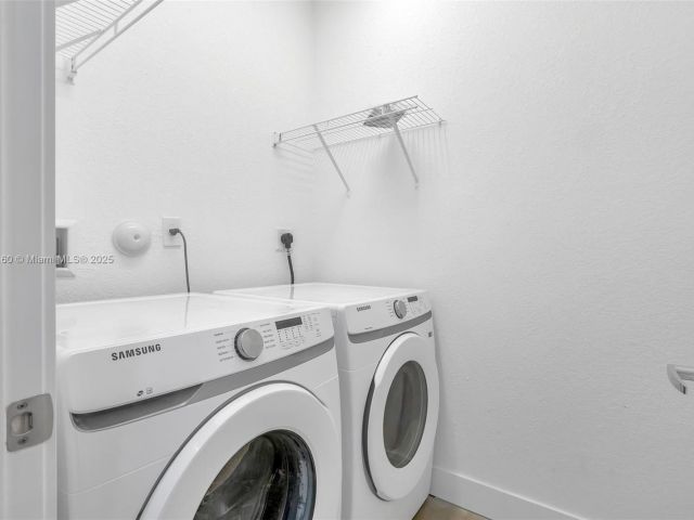 3-bedroom home for rent in Fort Lauderdale - 638 NW 15th Ave 0 - MondialRealty