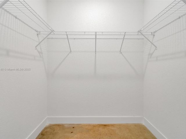 3-bedroom home for rent in Fort Lauderdale - 638 NW 15th Ave 0 - MondialRealty