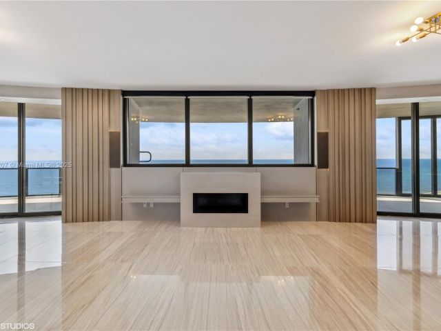 Apartment for sale  Unit #1101 - photo 6736747