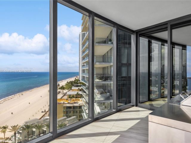 Apartment for sale  Unit #1101 - photo 6736748