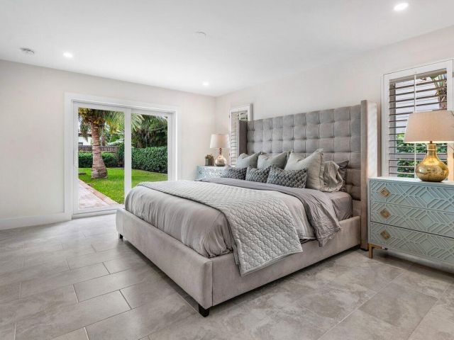 Home for rent at 2021 NW 3rd Avenue - photo 6739023