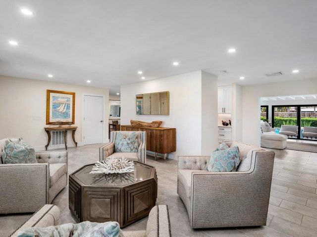 Home for rent at 2021 NW 3rd Avenue - photo 6739037