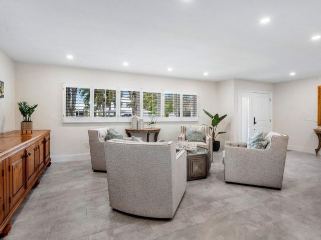 Home for rent at 2021 NW 3rd Avenue - photo 6739038