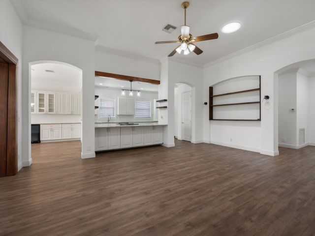 Home for rent at 9150 Bay Harbour Circle - photo 6737202