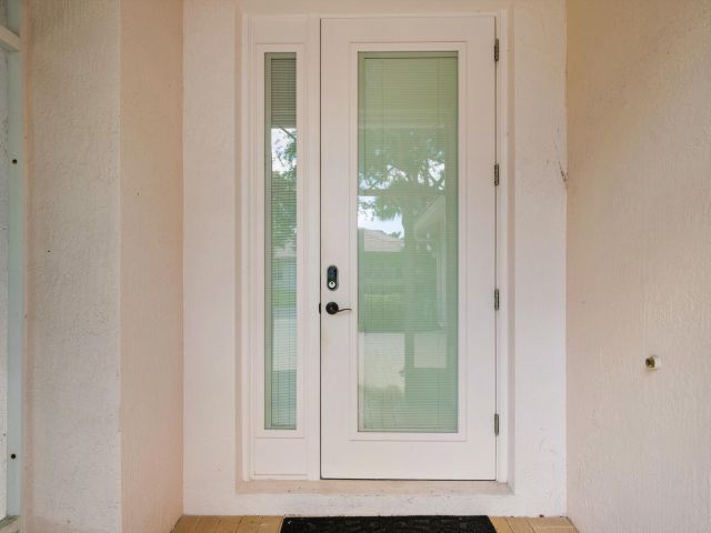 Home for rent at 9150 Bay Harbour Circle - photo 6737204