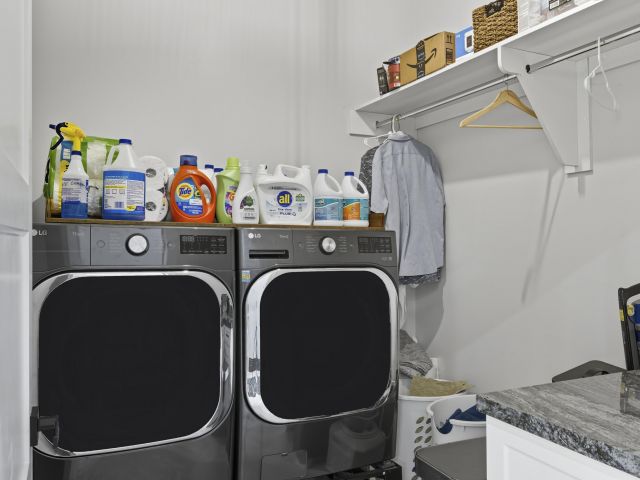 Home for sale at 8350 Whispering Oak Way - photo 6737215