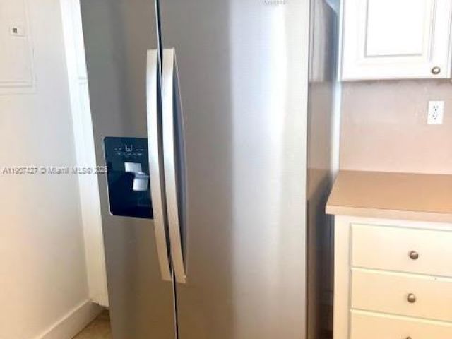 Apartment for rent  Unit #PH-21 - photo 7447591