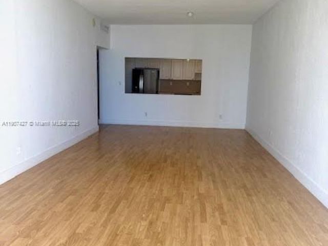 Apartment for rent  Unit #PH-21 - photo 7447598