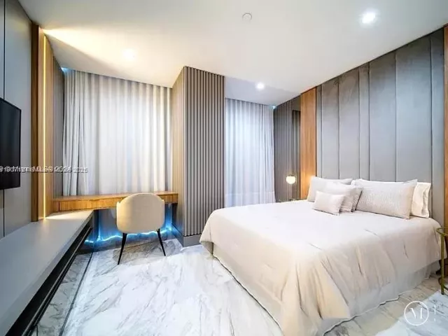 5-bedroom condo for sale in Miami - 851 NE 1st Ave 4811 - MondialRealty