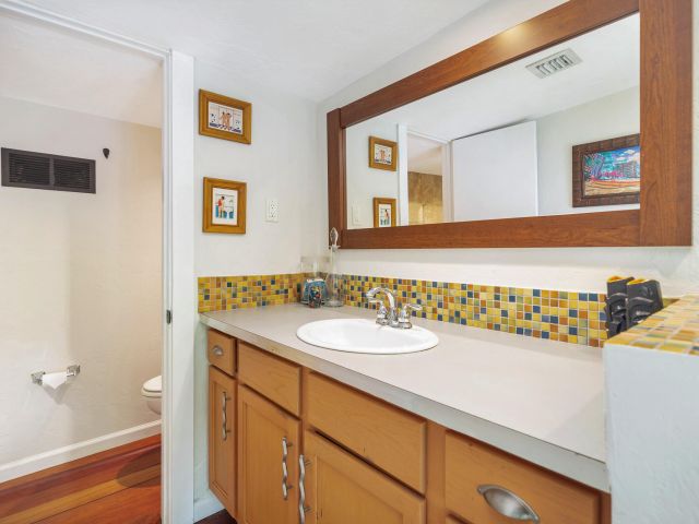 Home for sale at 1412 Lake Avenue - photo 6760547